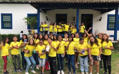 Excursão com todos os participantes das escolas para a Fazenda Municipal Joaquín Piñero, Maricá
